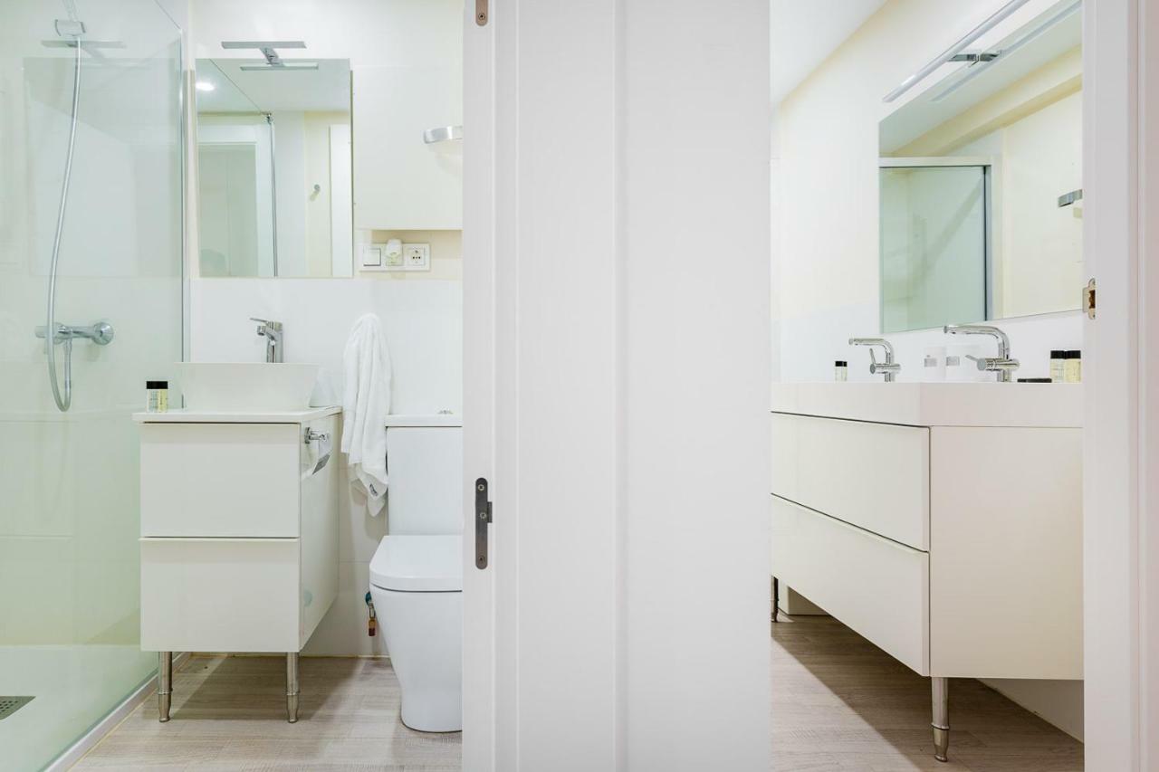 Exclusive Quietness In The Heart Of Madrid With Public Parking, Breakfast, 2 Bathrooms Eksteriør billede