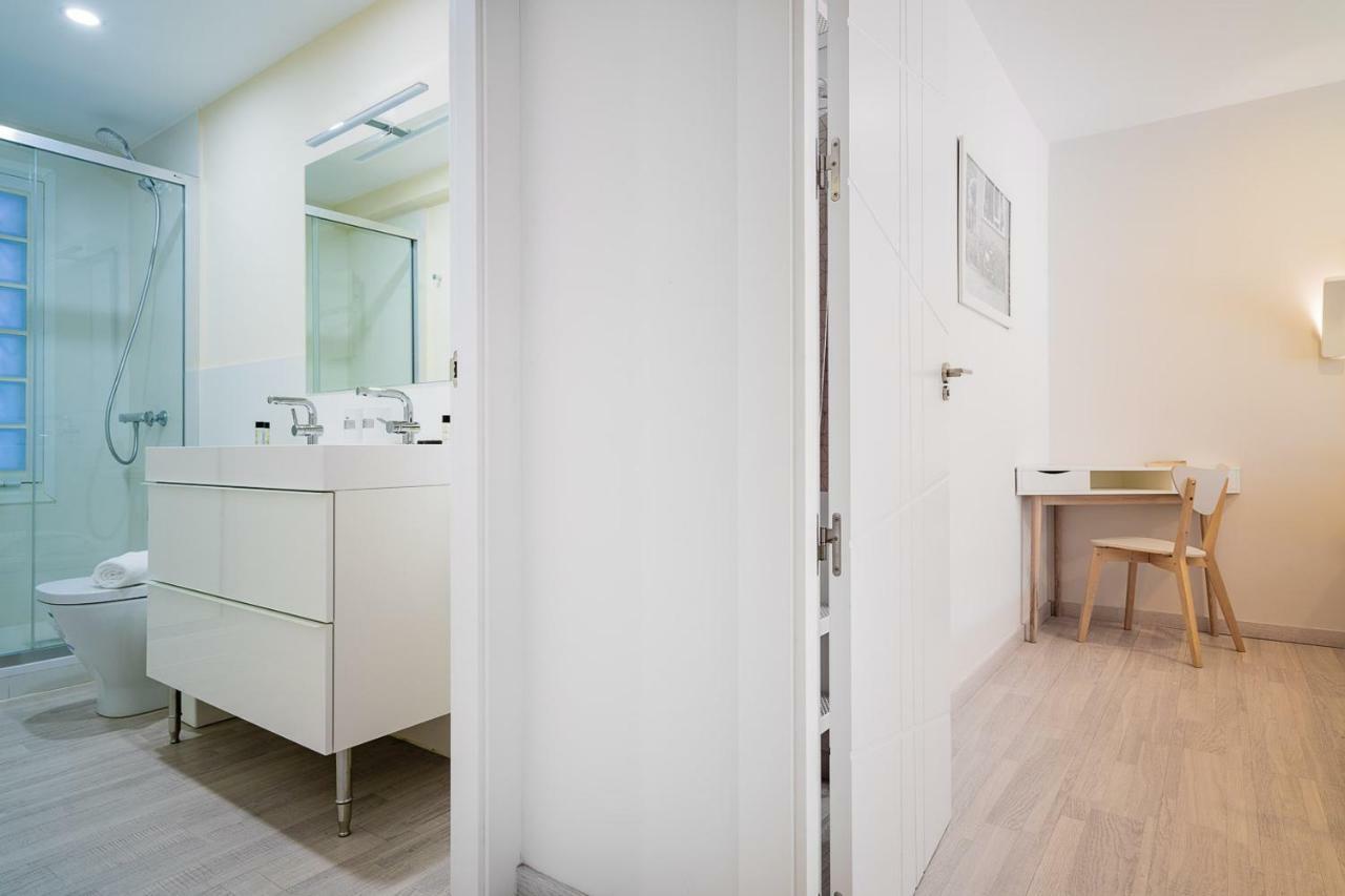 Exclusive Quietness In The Heart Of Madrid With Public Parking, Breakfast, 2 Bathrooms Eksteriør billede